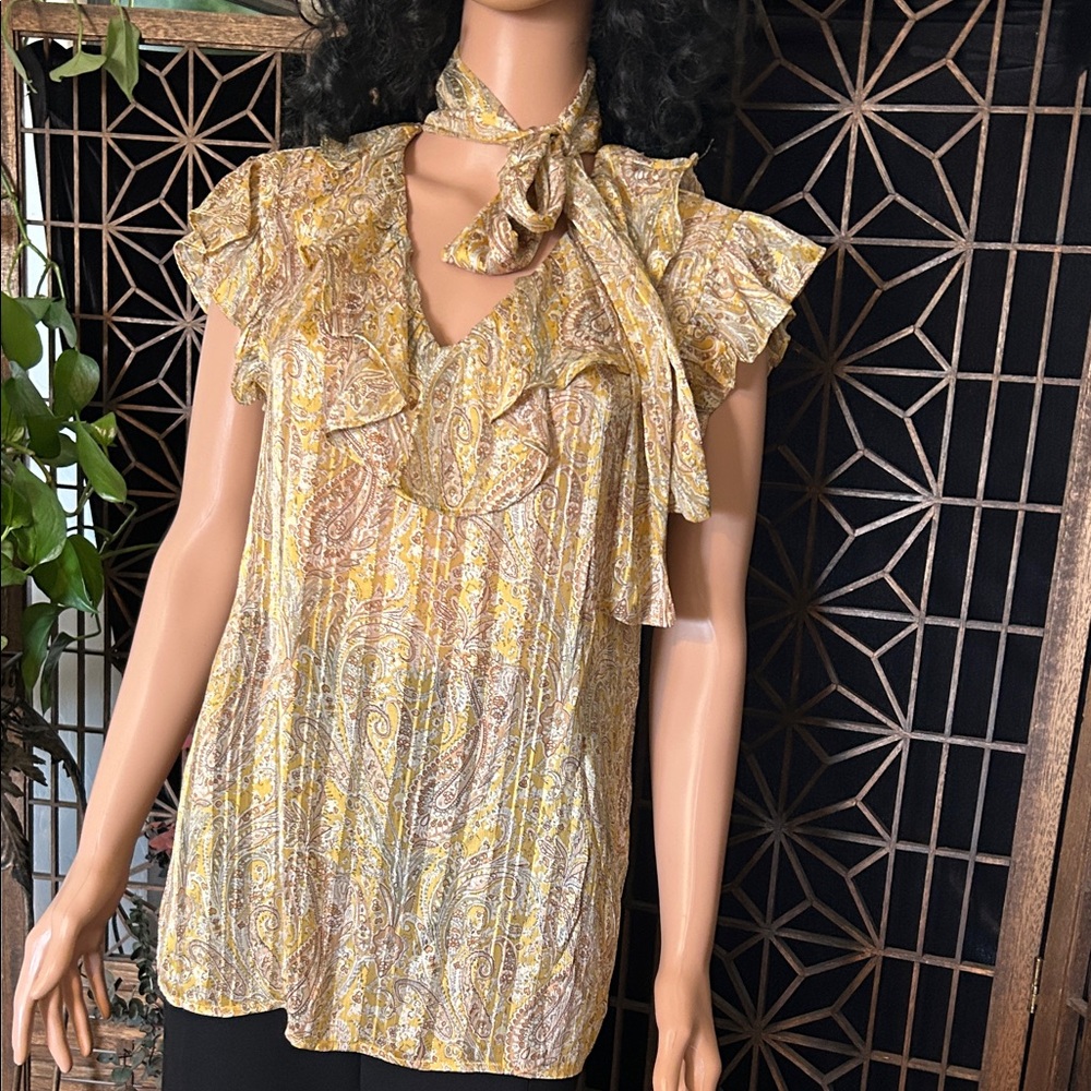 NWT ELAN GOLDEN FRILLY BLOUSE M